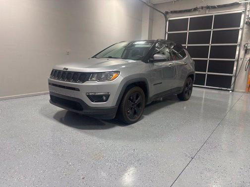 Billet Silver Metallic Clearcoat 2020 Jeep Compass Latitude