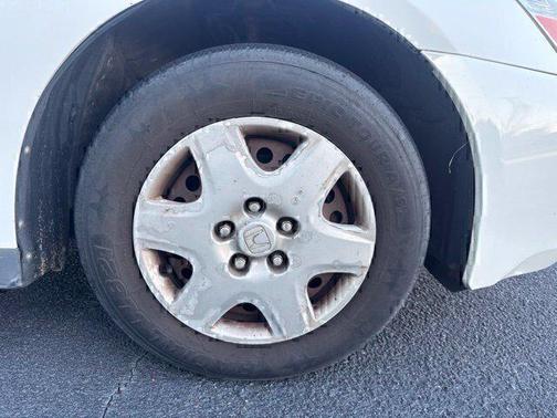 Taffeta White 2005 Honda Accord 2.4 LX