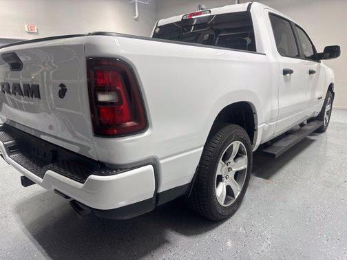 Bright White Clearcoat 2026 RAM 1500 Express