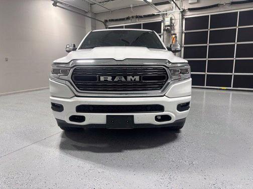Bright White Clearcoat 2020 RAM 1500 Limited
