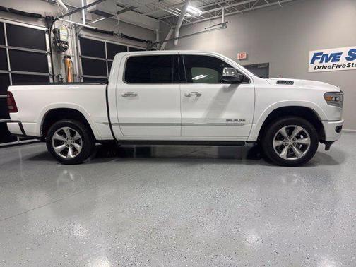 Bright White Clearcoat 2020 RAM 1500 Limited