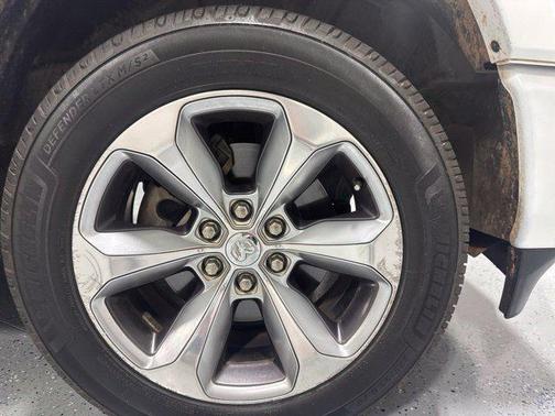 Bright White Clearcoat 2020 RAM 1500 Limited