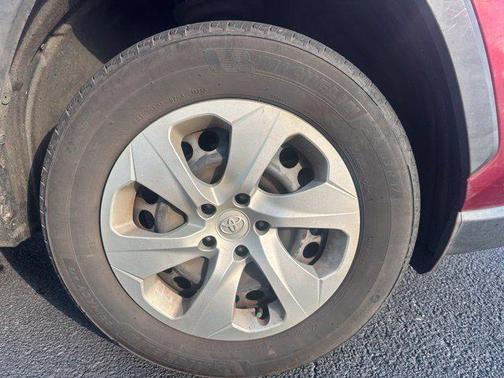 Ruby Flare Pearl 2021 Toyota RAV4 LE