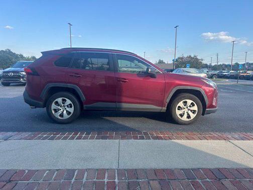 Ruby Flare Pearl 2021 Toyota RAV4 LE