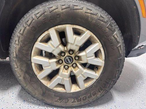 Gun Metallic 2022 Nissan Frontier SV