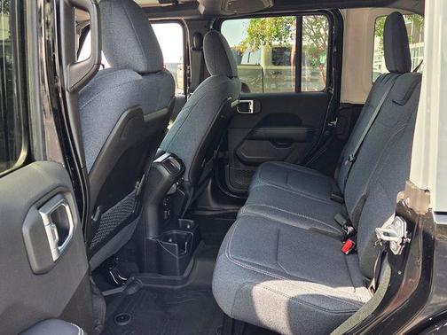 Black Clearcoat 2026 Jeep Wrangler 4-Door Sahara 4x4