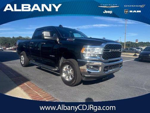 Diamond Black Crystal Pearlcoat 2024 RAM 2500 Big Horn Crew Cab 4x4 6'4' Box