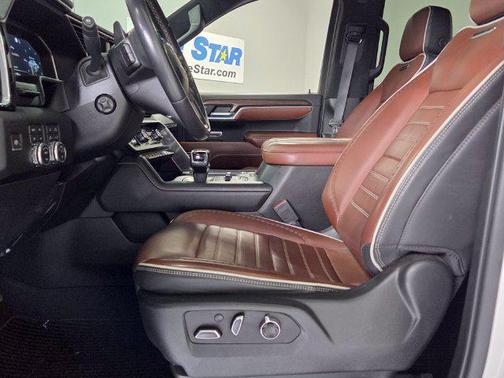 White Frost Tricoat 2022 GMC Sierra 1500 Denali Ultimate