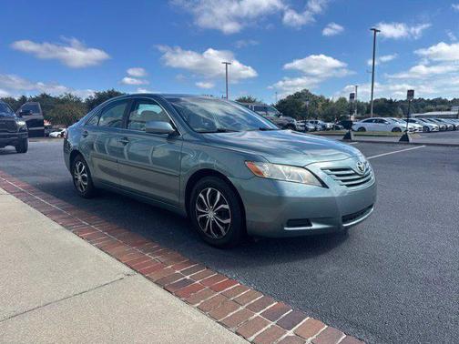 Aloe Green Metallic 2009 Toyota Camry LE