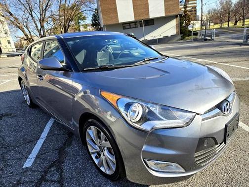 2016 Hyundai Veloster Base