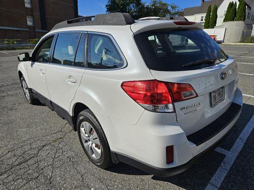 2013 Subaru Outback 2.5i