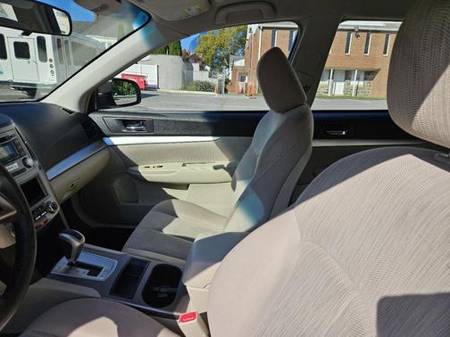 2013 Subaru Outback 2.5i