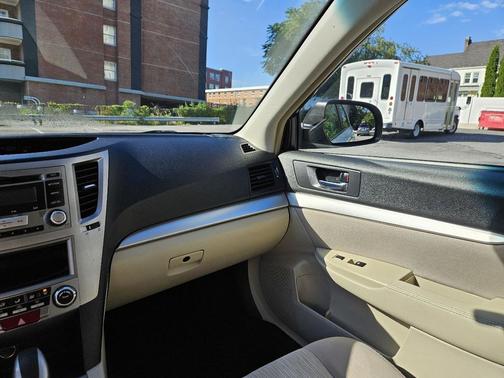 2013 Subaru Outback 2.5i