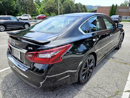 2017 Nissan Altima 2.5 SR