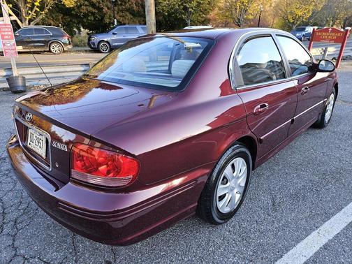 2003 Hyundai SONATA Base