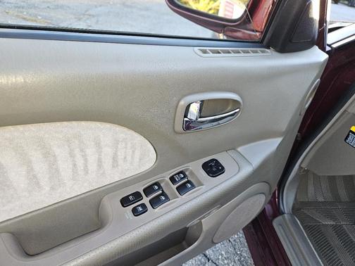 2003 Hyundai SONATA Base