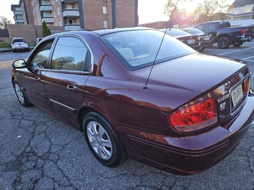 2003 Hyundai SONATA Base