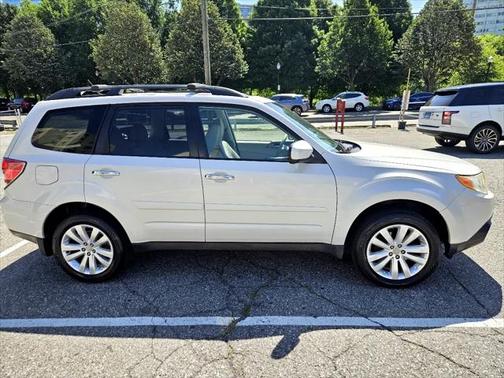 2011 Subaru Forester 2.5 X Premium