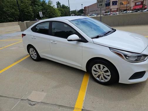 2019 Hyundai Accent SE