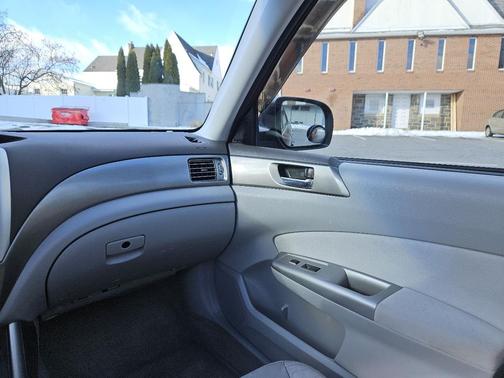 2010 Subaru Forester 2.5 X Limited