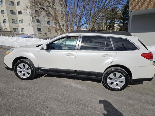 2011 Subaru Outback 2.5 i Limited
