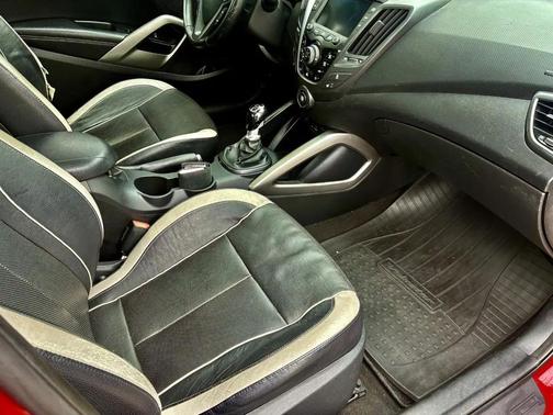 2013 Hyundai Veloster Turbo