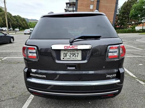 2014 GMC Acadia SLE-2