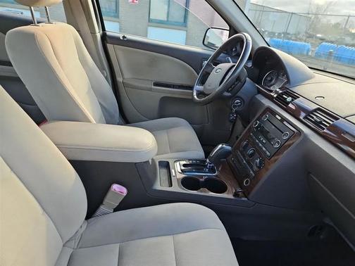 2008 Ford Taurus SEL