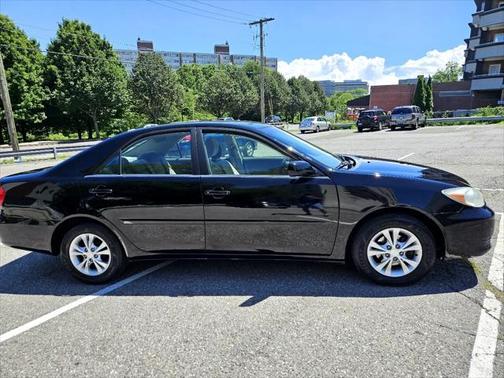 2003 Toyota Camry XLE