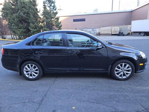 2010 Volkswagen Jetta Limited Edition