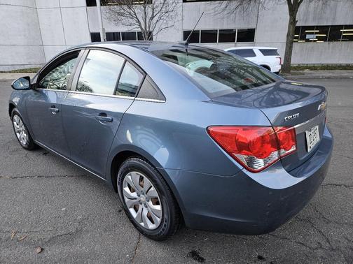 2012 Chevrolet Cruze LS