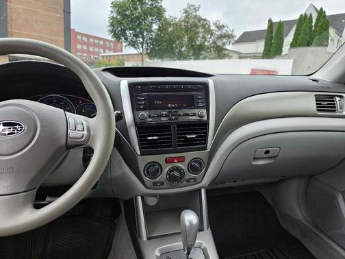 2010 Subaru Forester 2.5 X