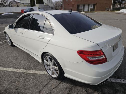 2012 Mercedes-Benz C-Class C 300 4MATIC Luxury