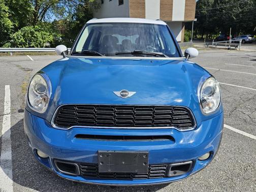 2012 MINI Cooper S Countryman Base