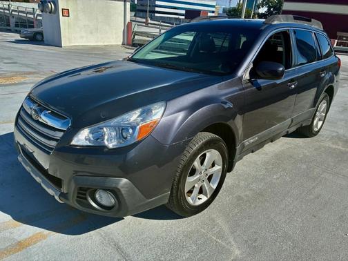 2013 Subaru Outback 2.5i Limited