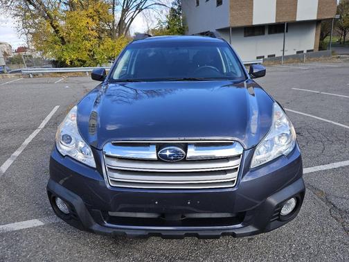 2014 Subaru Outback 2.5i
