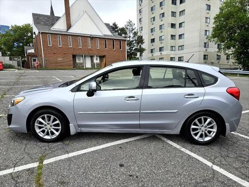 2014 Subaru Impreza 2.0i Premium