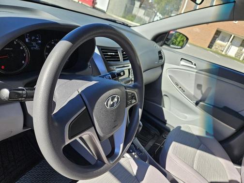 2016 Hyundai Accent Sport