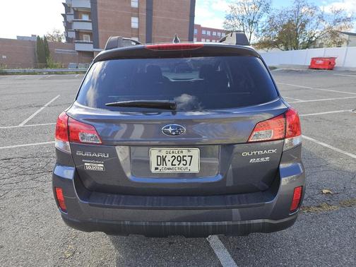 2014 Subaru Outback 2.5i Premium