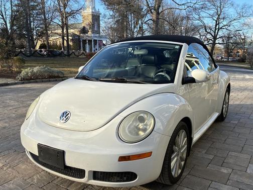 2010 Volkswagen New Beetle 2.5L