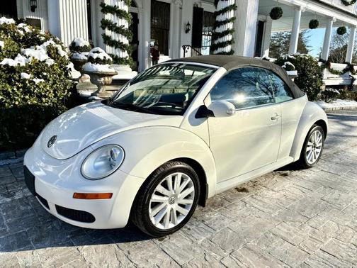 2010 Volkswagen New Beetle 2.5L