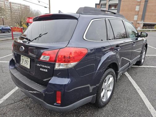 2013 Subaru Outback 2.5i Limited