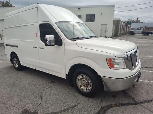 2017 Nissan NV Cargo NV3500 HD S V8