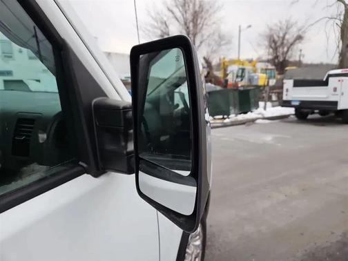 2017 Nissan NV Cargo NV3500 HD S V8