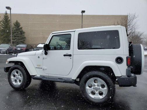 Photo 5 of 23 of 2013 Jeep Wrangler Sahara