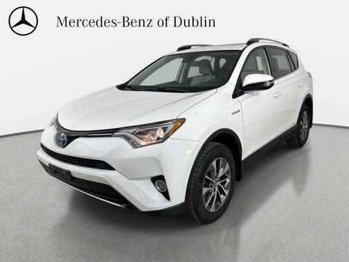 Super White 2018 Toyota RAV4 Hybrid XLE