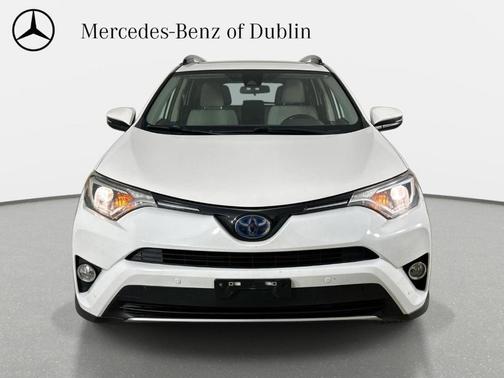 Super White 2018 Toyota RAV4 Hybrid XLE
