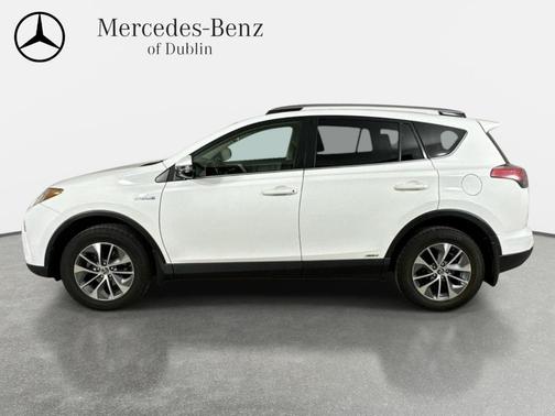 Super White 2018 Toyota RAV4 Hybrid LE Plus