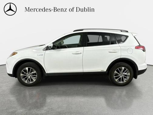 Super White 2018 Toyota RAV4 Hybrid XLE