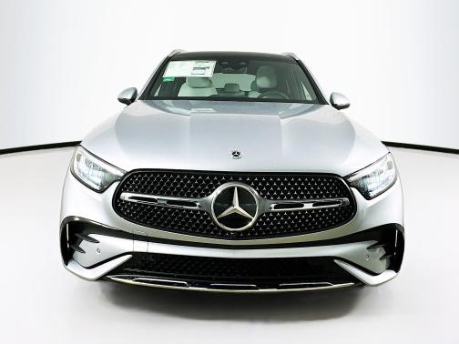 2025 Mercedes-Benz GLC 350e 